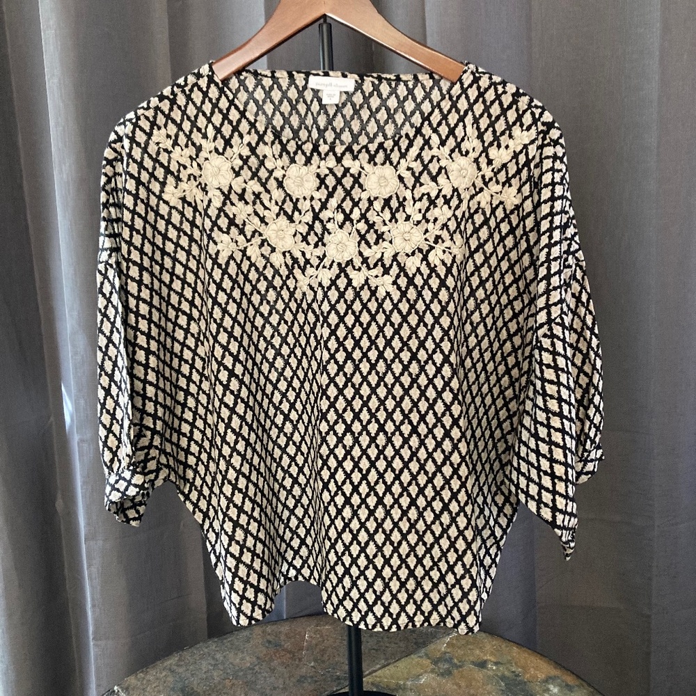 Pure Jill by J. Jill Breezy Cotton Top Floral Embroidery Casual Vacation Sz S